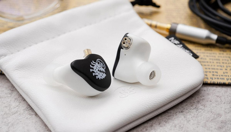 NF Audio NA3 Essentials: Tai nghe in-ear tầm trung chất âm sáng rõ, chi tiết và sôi động